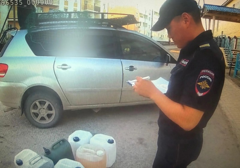 Перепродажа бензина в Якутии: полицейские задержали двух нарушителей в Намском и Нерюнгринском районах — SakhaPress.Ru
