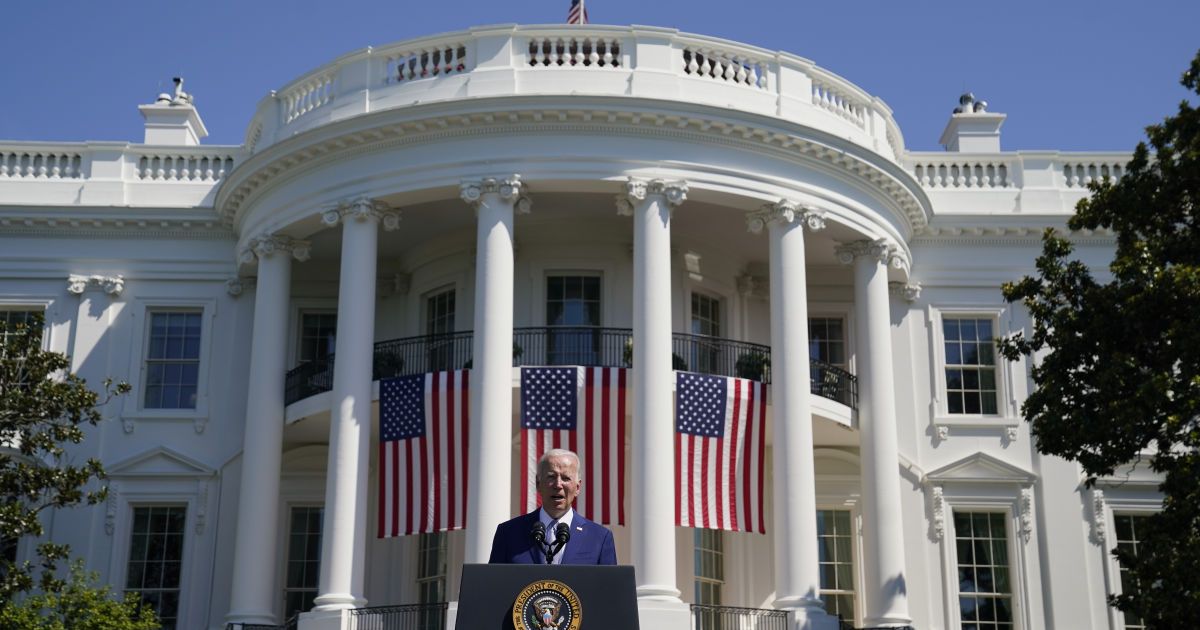 Это не спасительный круг для России»: у Трампа объяснили отмену новых санкций — ТСН