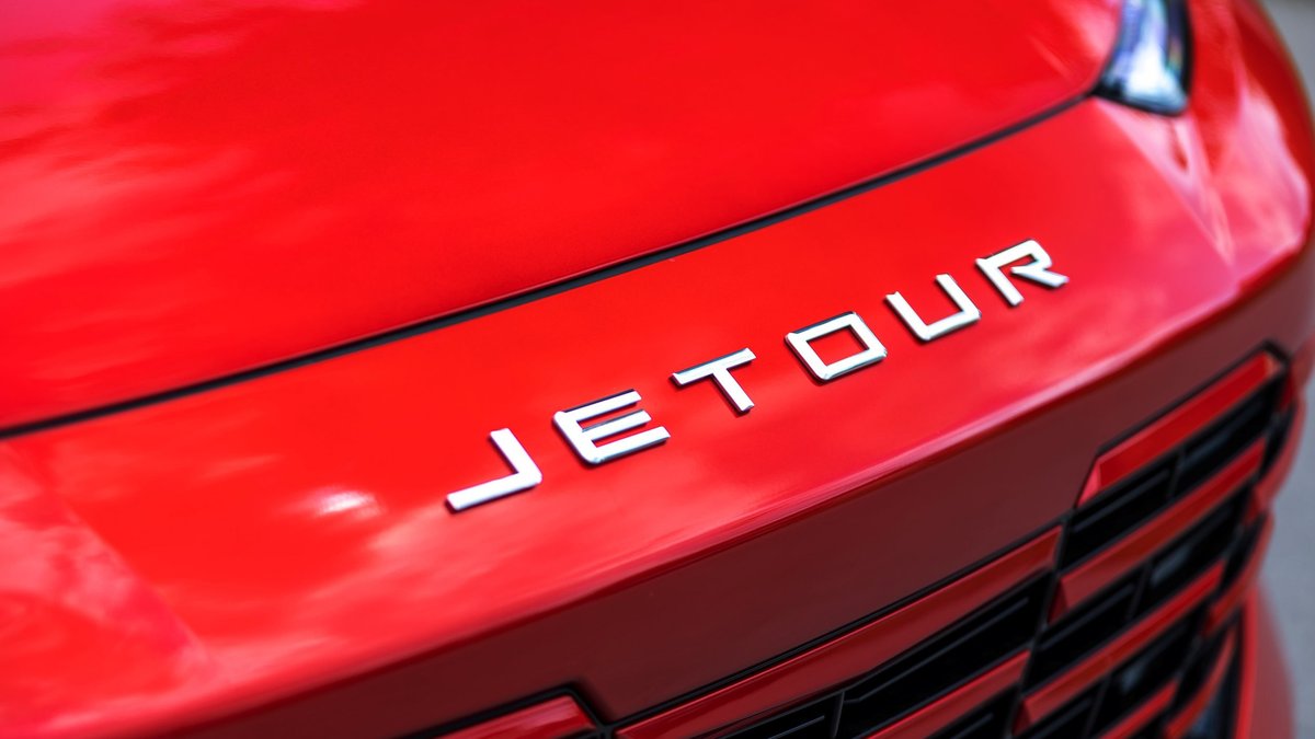 Российские дилеры Jetour начали переименовывать вывески в Votour — Авто Mail