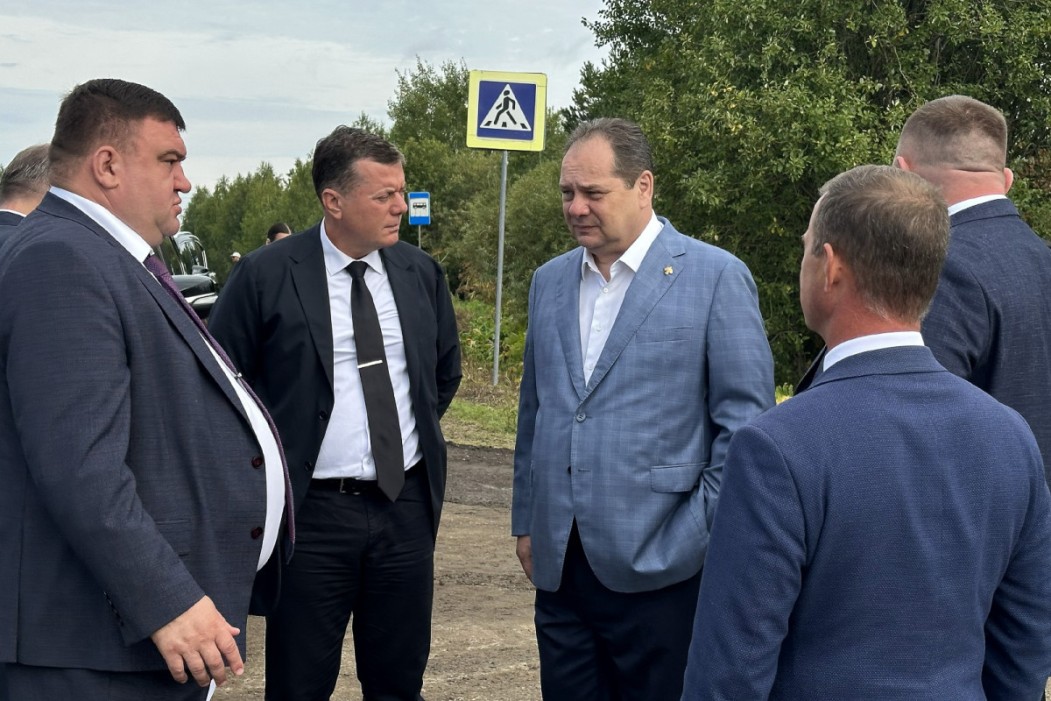 Ростислав Гольдштейн проинспектировал ход капитального ремонта дорог в Сысольском и Прилузском районах — БНК