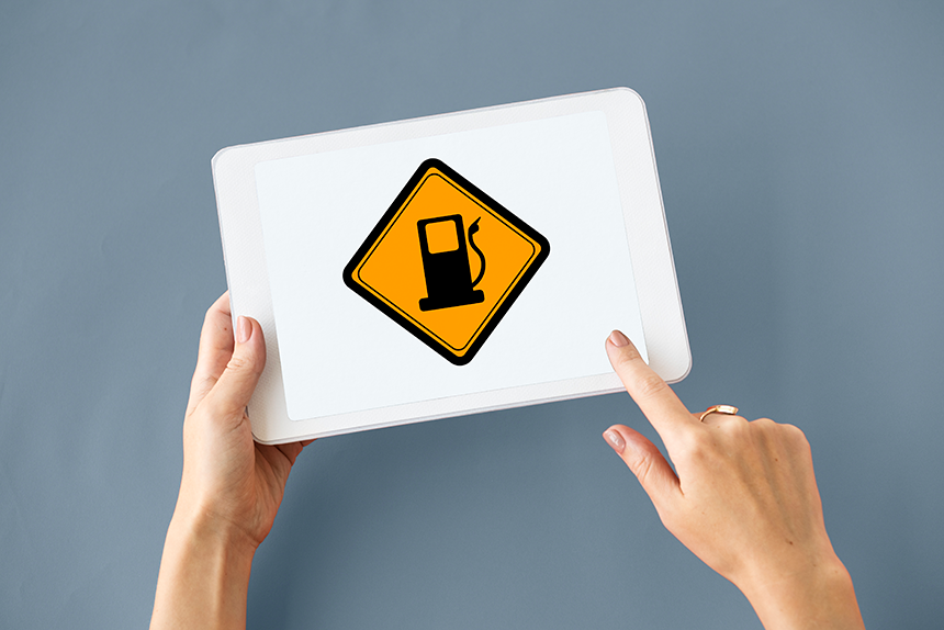 Проблемы с бензином в Москве заставляют туристов пересаживаться на самокаты и электрички — TourDom