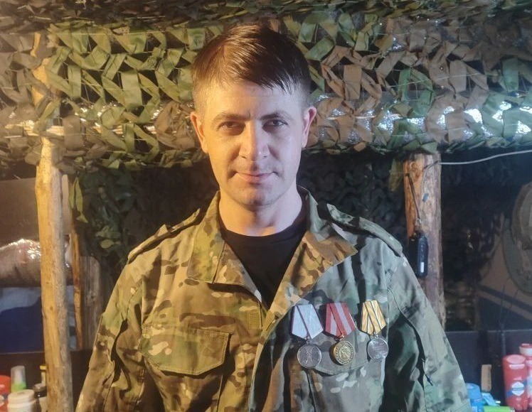Тремя медалями наградили первомайца за выполнение боевых задач — Уваровская жизнь