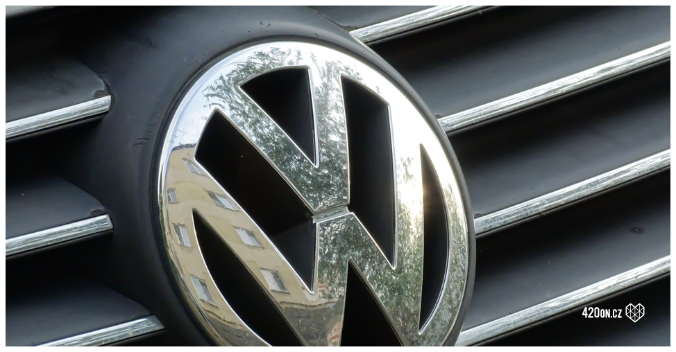 Volkswagen отзывает более 70 000 электромобилей из-за проблем с аккумуляторами — 420on