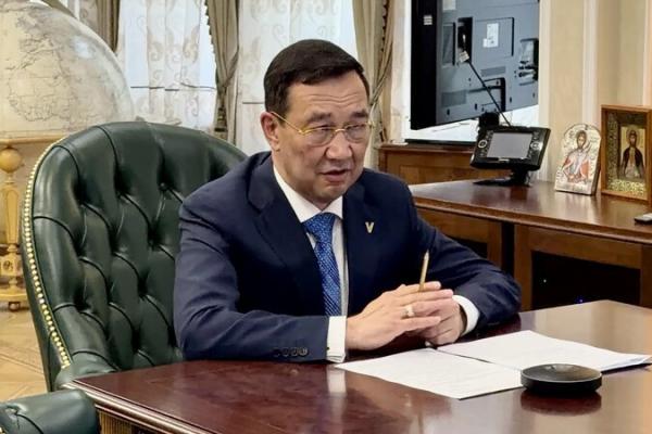 Айсен Николаев поручил проработать передачу бензина частным АЗС Якутска — Саха Парламент