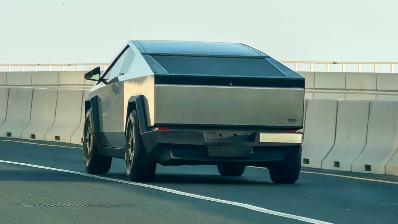 Tesla против «китайцев»: продажи американских электромобилей в июле рухнули почти в два раза — avtonovostidnya.ru