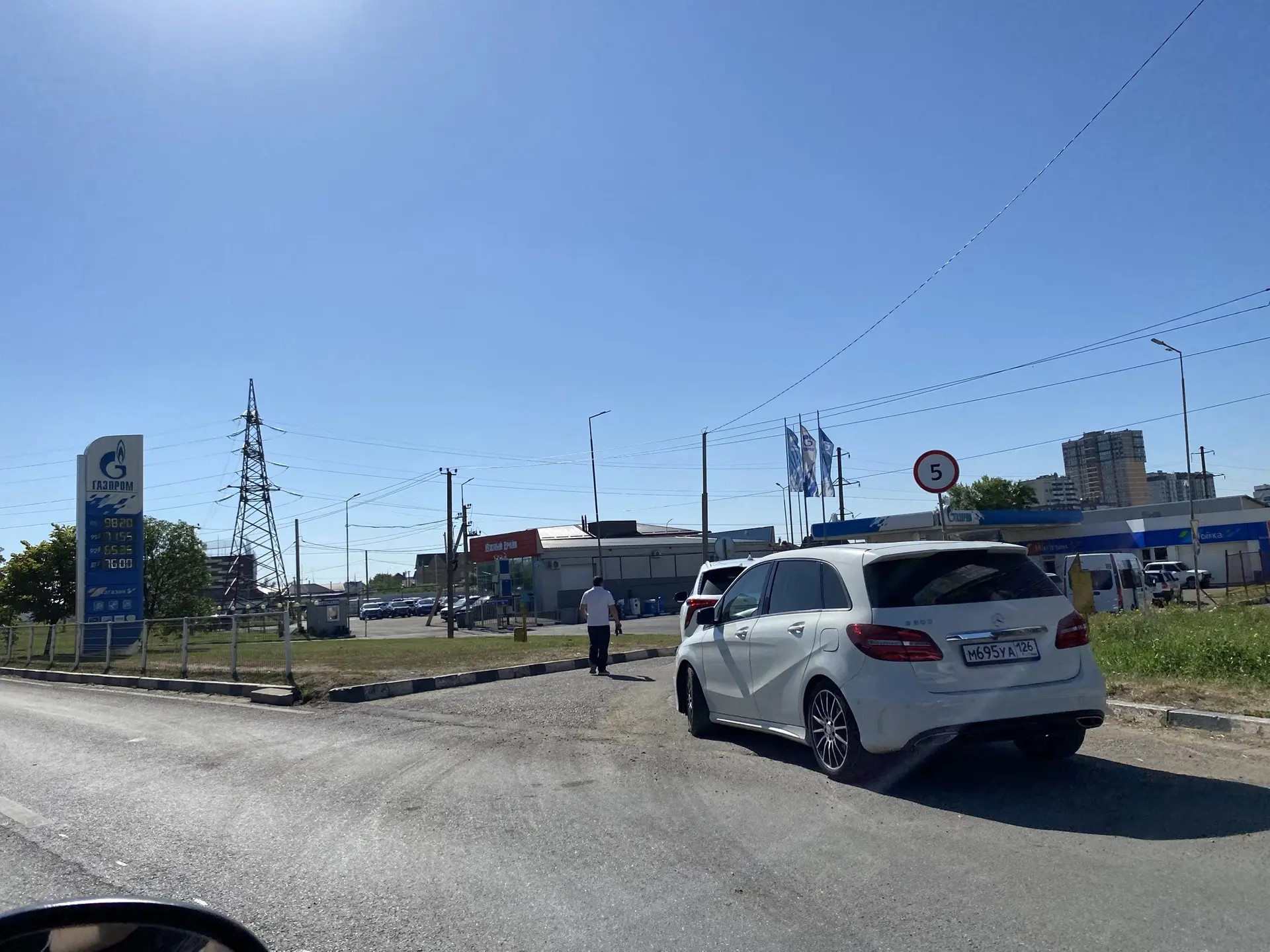 Чем хуже бензин, тем длиннее очередь»: что происходит с бензином на Ставрополье 26 августа — АТВ-Ставрополь