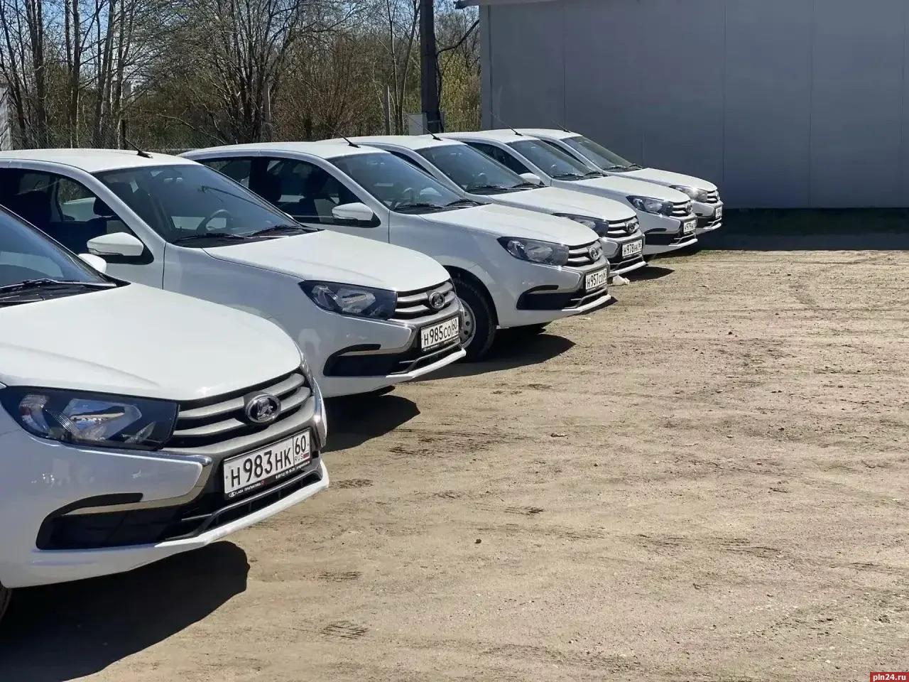 Топливный кризис: как псковским таксистам удается остаться в строю при любых условиях? — ПЛН