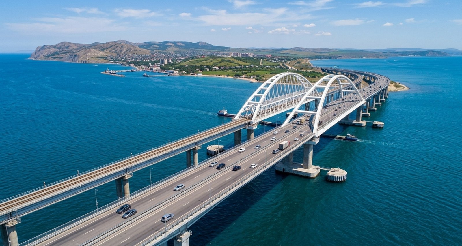 Ситуация на Крымском мосту: как быстро проехать 23 августа, на М‑4 - перебои с бензином и длинные очереди — Tourprom