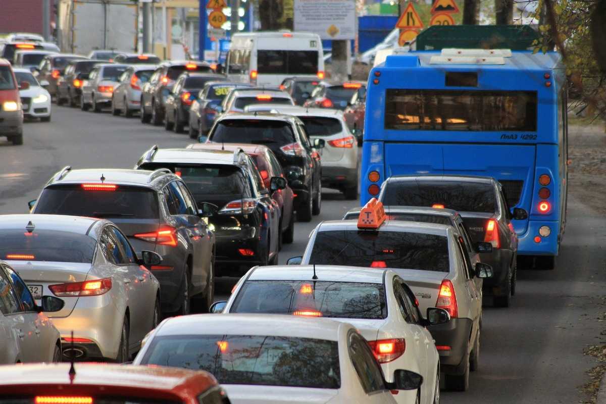 Китайские автомобили заняли почти половину российского автопарка в возрасте до пяти лет — ГлагоL