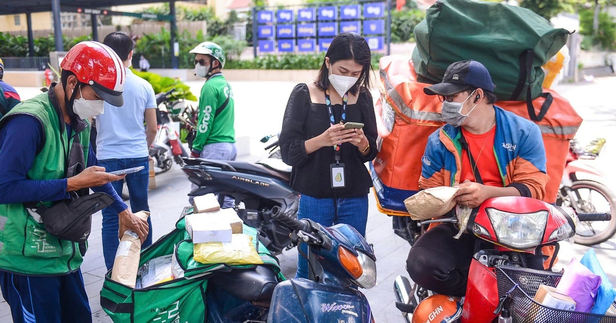 Цены на топливо выросли, а стоимость доставки увеличилась. — Vietnam.vn