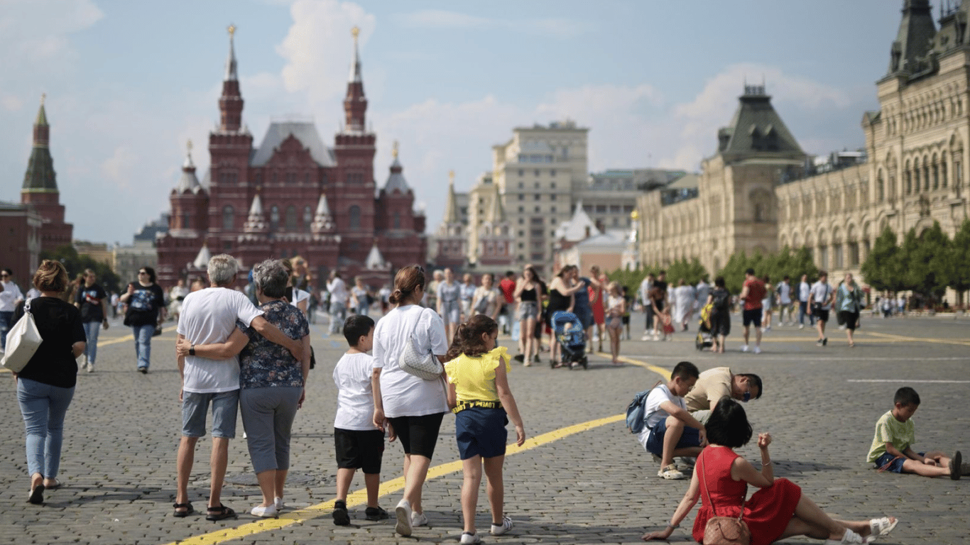 Привыкли к дефициту и страху: почему россияне не бунтуют — Новини.Live