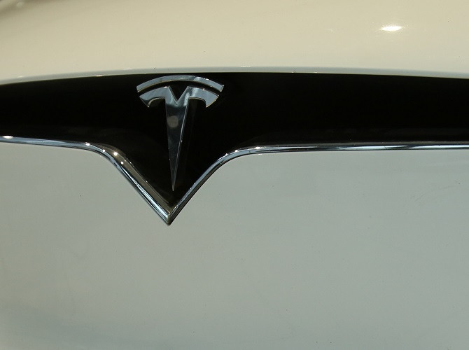 Под отзыв попало более 20 тысяч автомобилей Tesla — агентства «Автостат