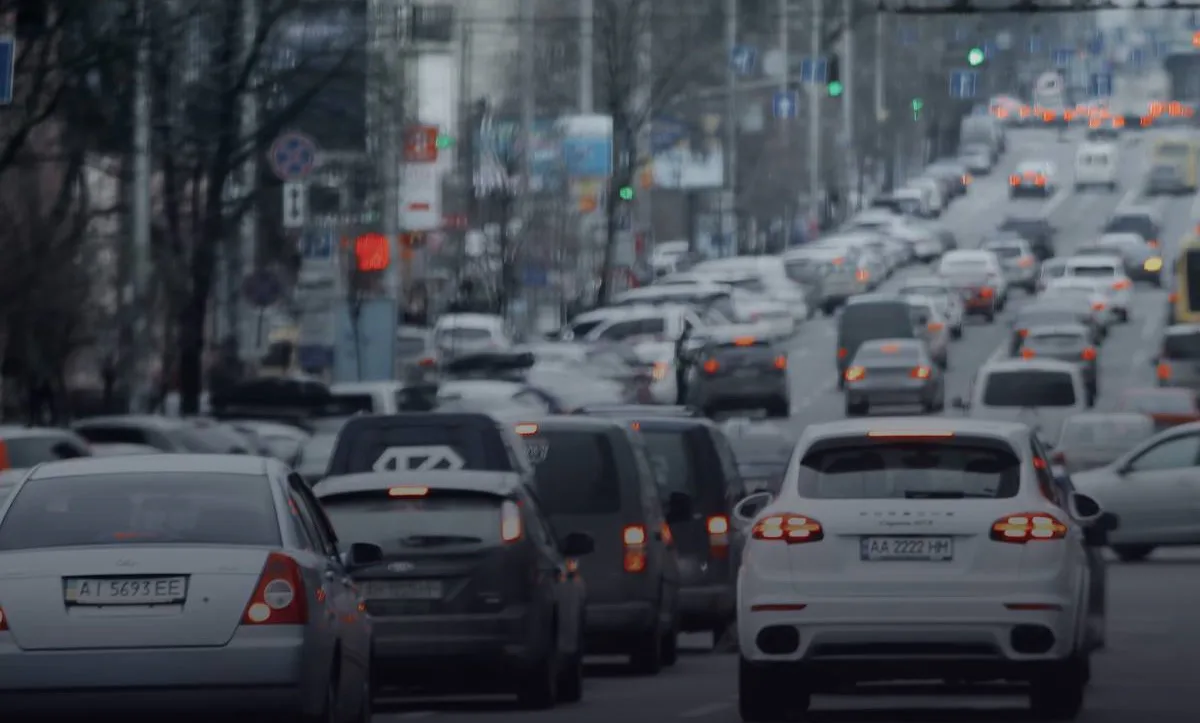 В Киеве ограничат рост цен на такси во время тревог - Корецкий — Українські Національні Новини (УНН)