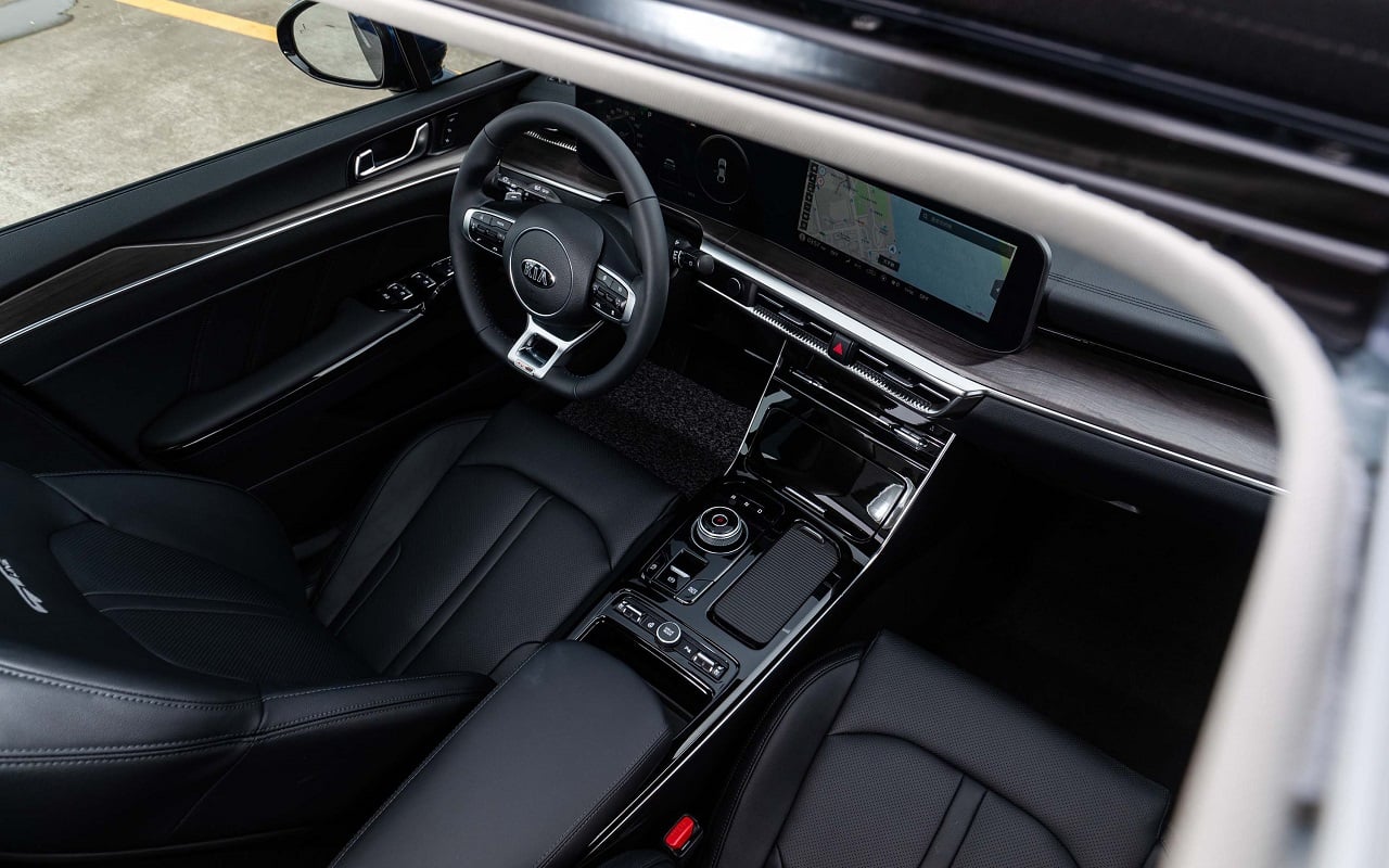 В Россию вернулся аналог Camry от Kia с адекватной ценой — За рулем