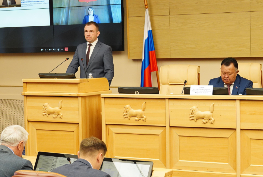 В ЗС Приангарья поддержали проект закона о штрафах за продажу топлива подросткам — Байкал24