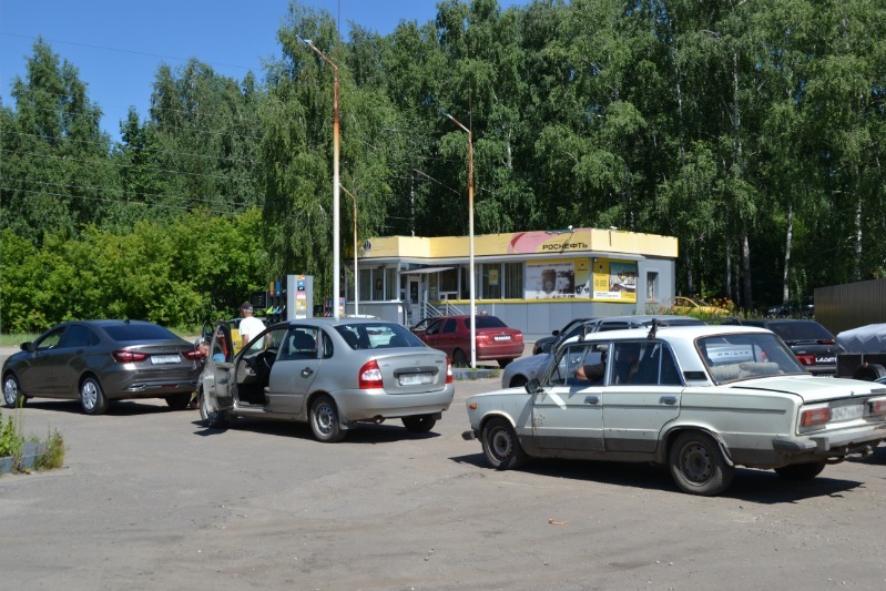 За новый график продажи бензина могут проголосовать рассказовские автовладельцы — Трудовая новь