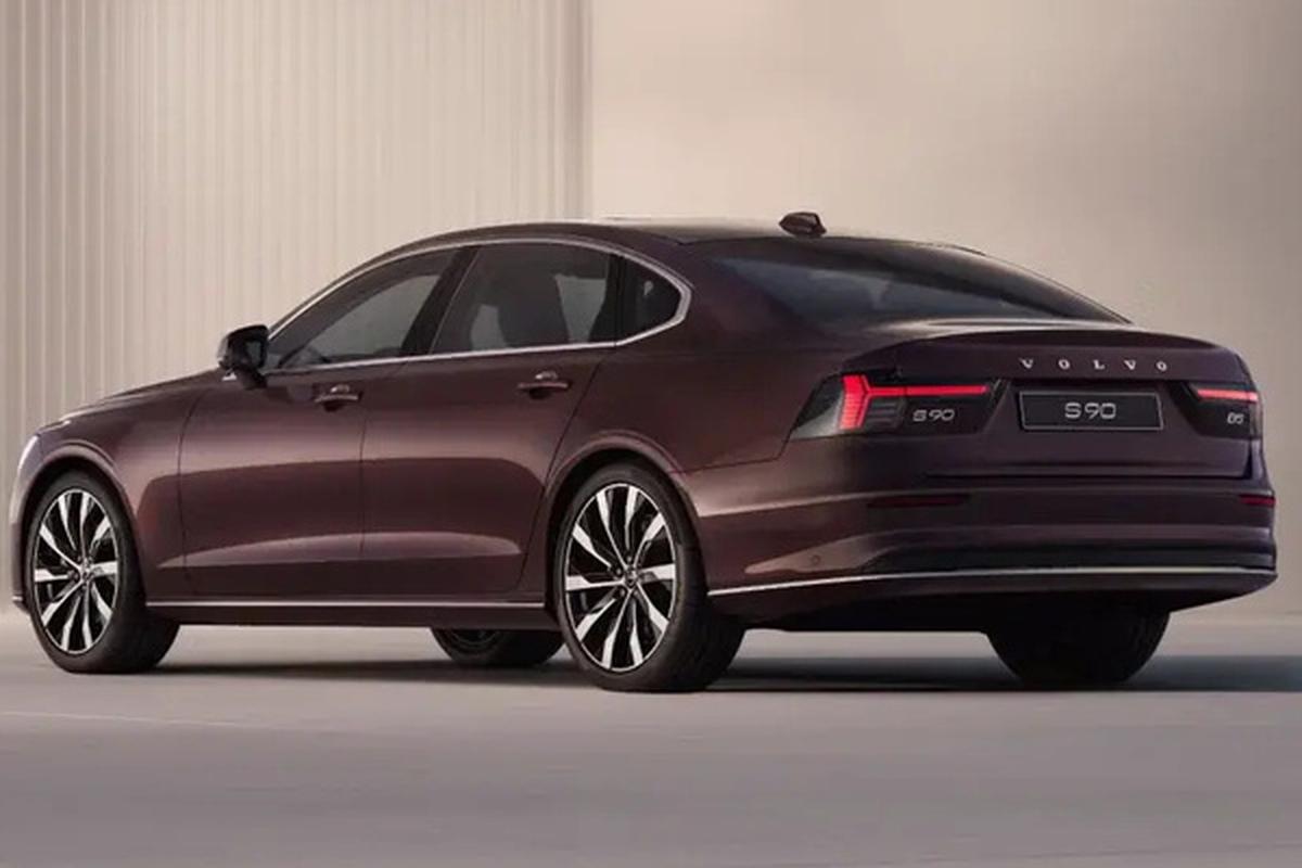От 40 до 20 тысяч долларов: почему флагманский Volvo S90 за полтора года потерял половину цены — RuNews24