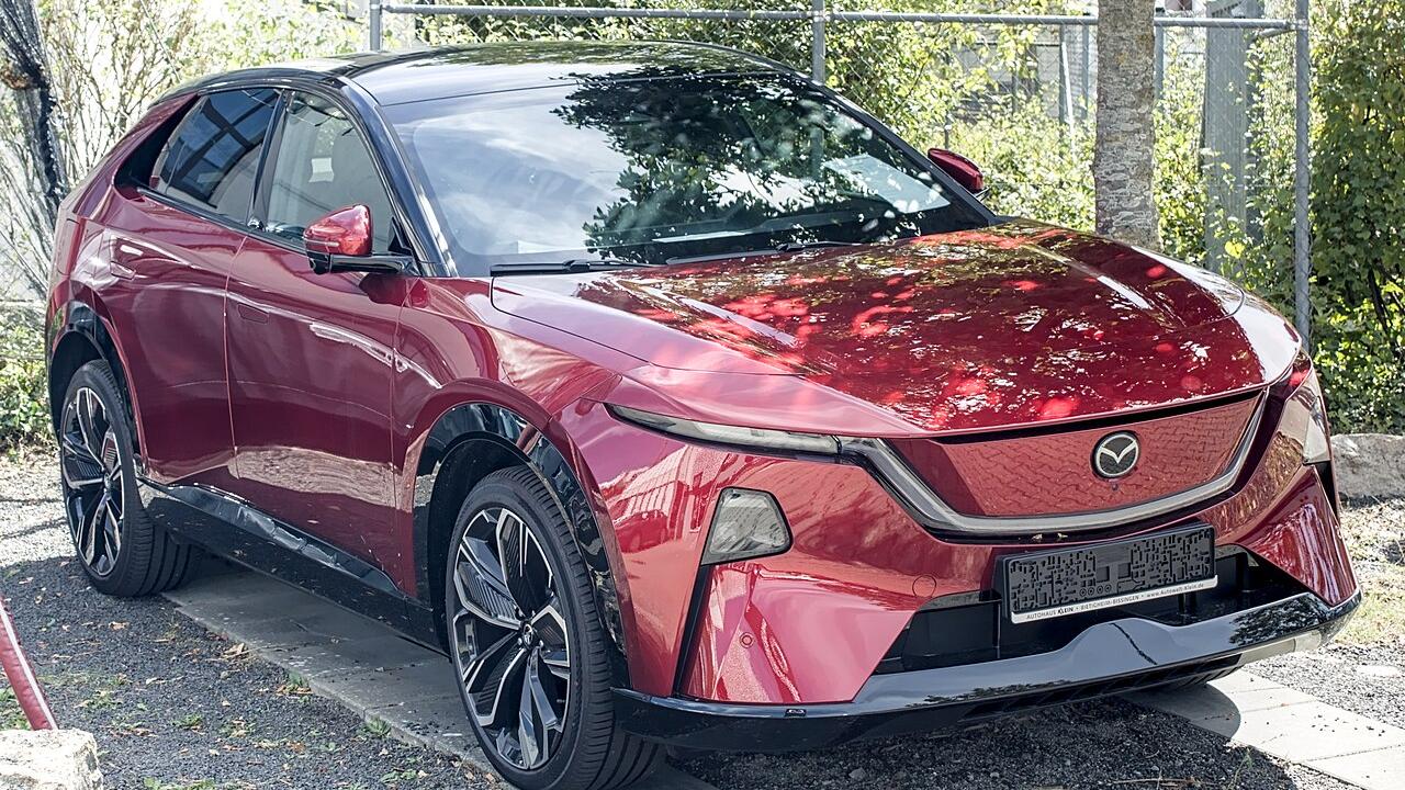 Mazda вылетела из десятки, Omoda заняла её место: авторынок России преподнёс неожиданный сюрприз — Правда.Ру