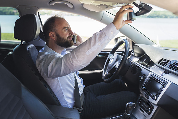 Кто сегодня за рулём такси. Drivee составил портрет водителя в Новосибирске ко Дню автомобилиста — Все новости Новосибирской области