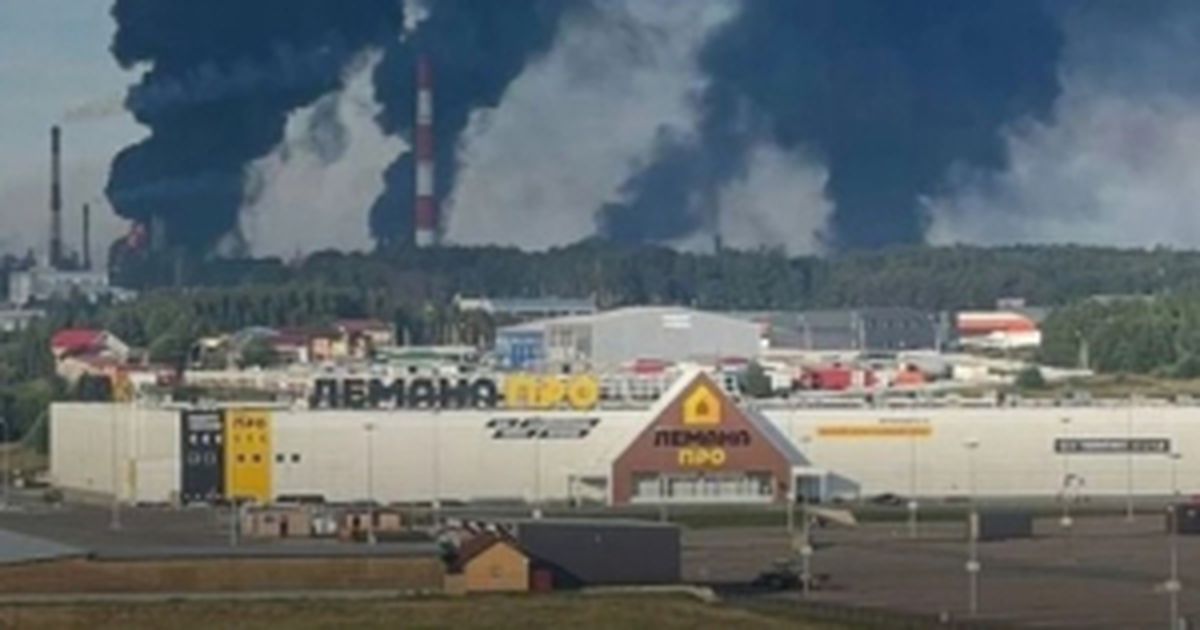 Новые удары по нефтеперерабатывающим заводам России вызвали топливный кризис как минимум в 16 регионах - СМИ — my.ua