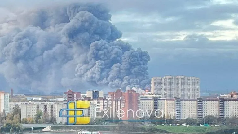 Пожары, блекаут и попадание в мост: последствия массированной атаки дронов на Санкт-Петербург — Факти ICTV