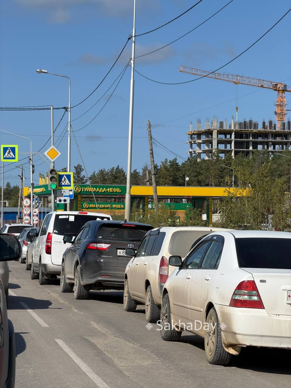В правительстве Якутии признали проблемы с бензином: Ситуация непростая — SakhaDay