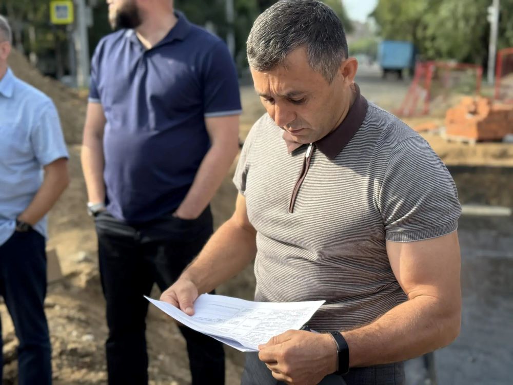 Олег Имамеев посоветовал дорожникам начинать работы в Благовещенске с семи утра — amur.info