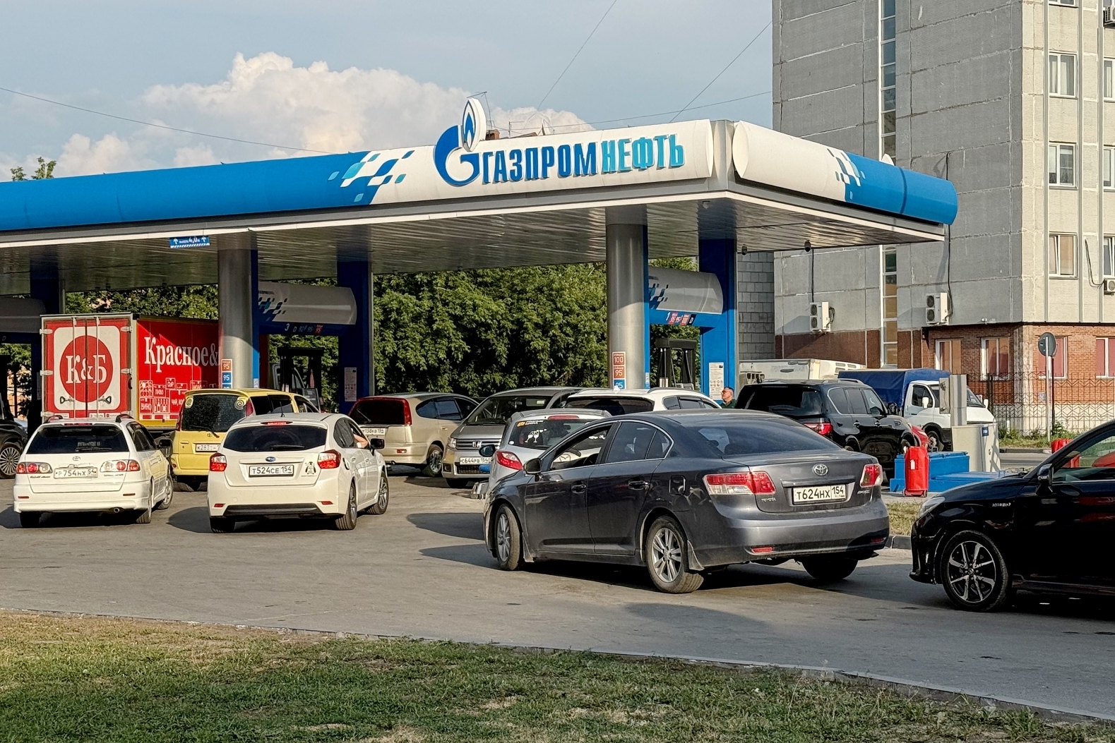 Экс-мэр Новосибирска заявил, что бензин в городе «тю-тю — Сибнет