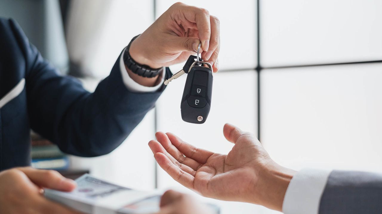 Автокредит на шесть лет под 21%: какие подержанные автомобили выбирают россияне — Автоновости дня