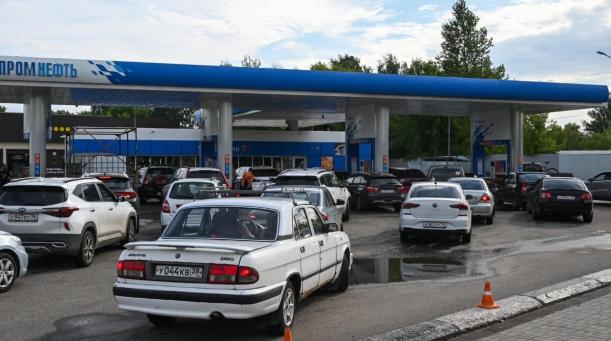 В россии без бензина остались более 70% АЗС — Слово и Дело