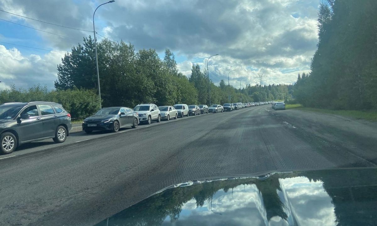 В Петрозаводске снова выстраиваются очереди за бензином (ФОТО) — Daily Карелия