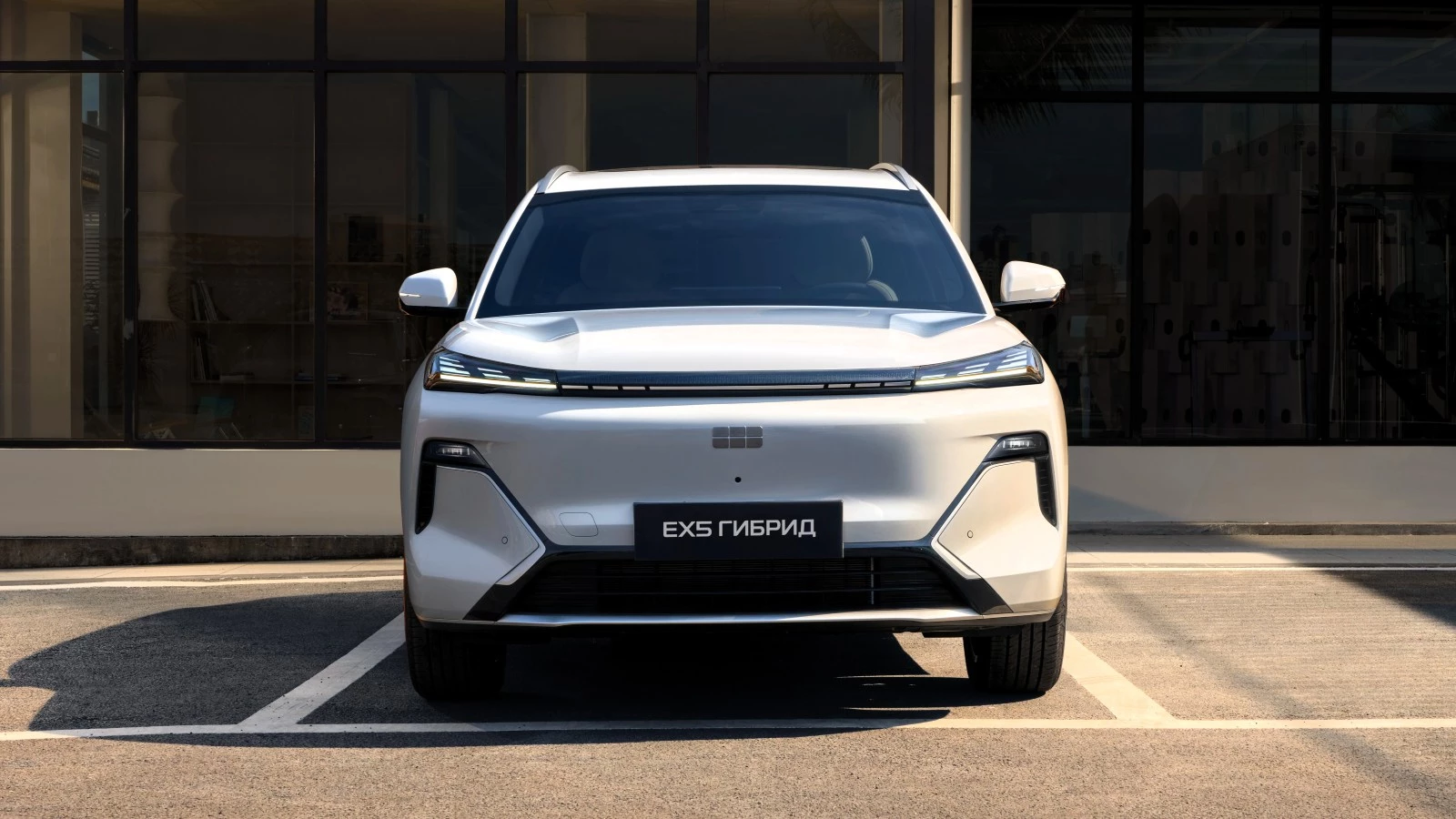 Старт продаж кроссовера Geely EX5 EM-R объявили в России. Особен?... — Китайские автомобили
