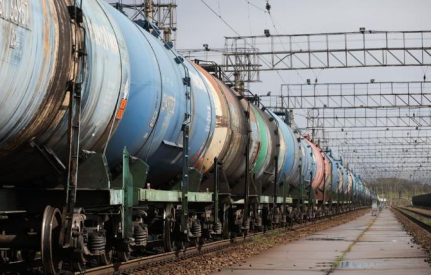 Три тысячи за литр»: Топливный кризис добрался до соседа России — Капитал страны