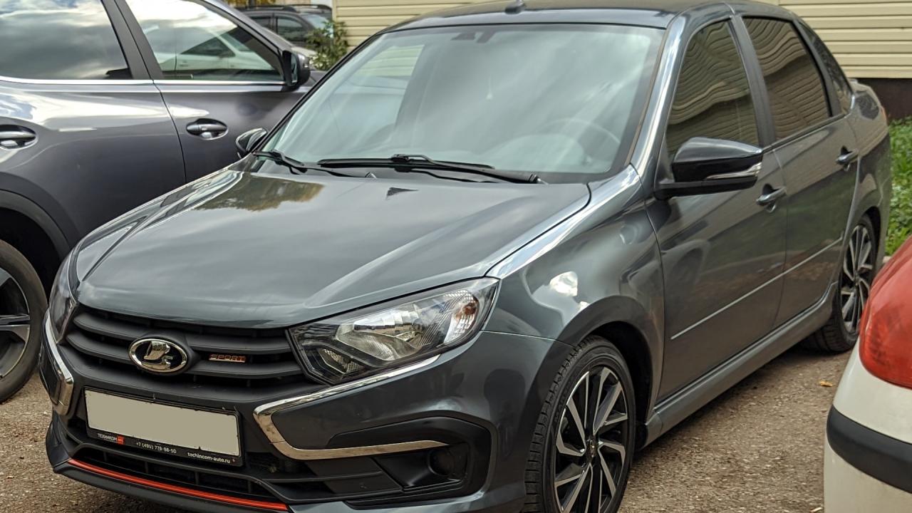 Россияне снова выбирают машины попроще: Lada и Toyota возглавляют рынок автомобилей с пробегом — Правда.Ру