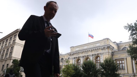 ЦБ ограничил выдачи длинных автокредитов и потребкредитов под залог авто — The World Inform