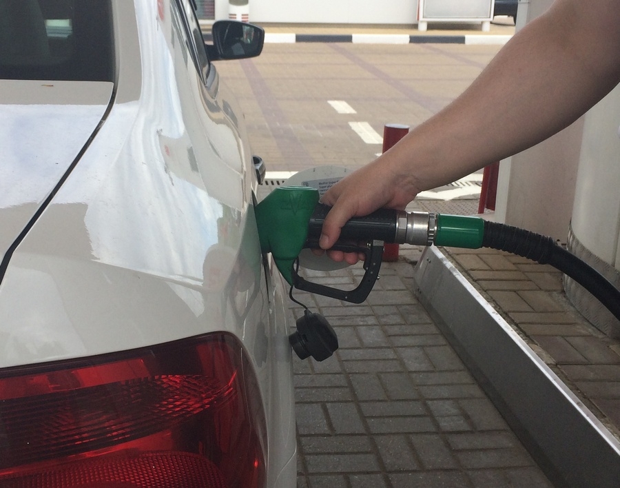 В Курской области зафиксировали снижение цен на бензин — Друг для друга
