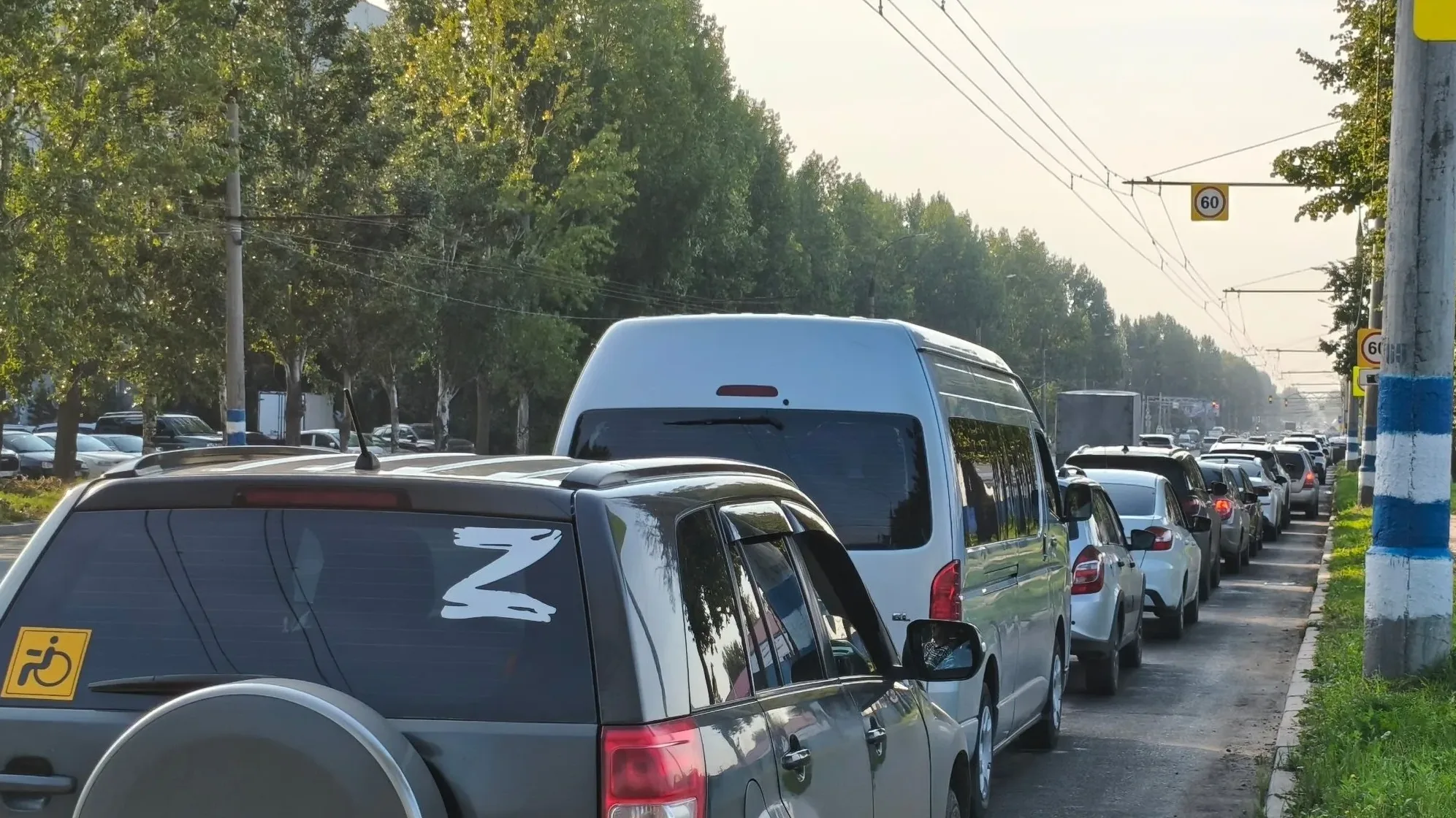 Лимиты на бензин вернулись даже в Москву. Путин утверждает, что «критических последствий» от атак беспилотников «нет, не было и быть не может — Говорит НеМосква