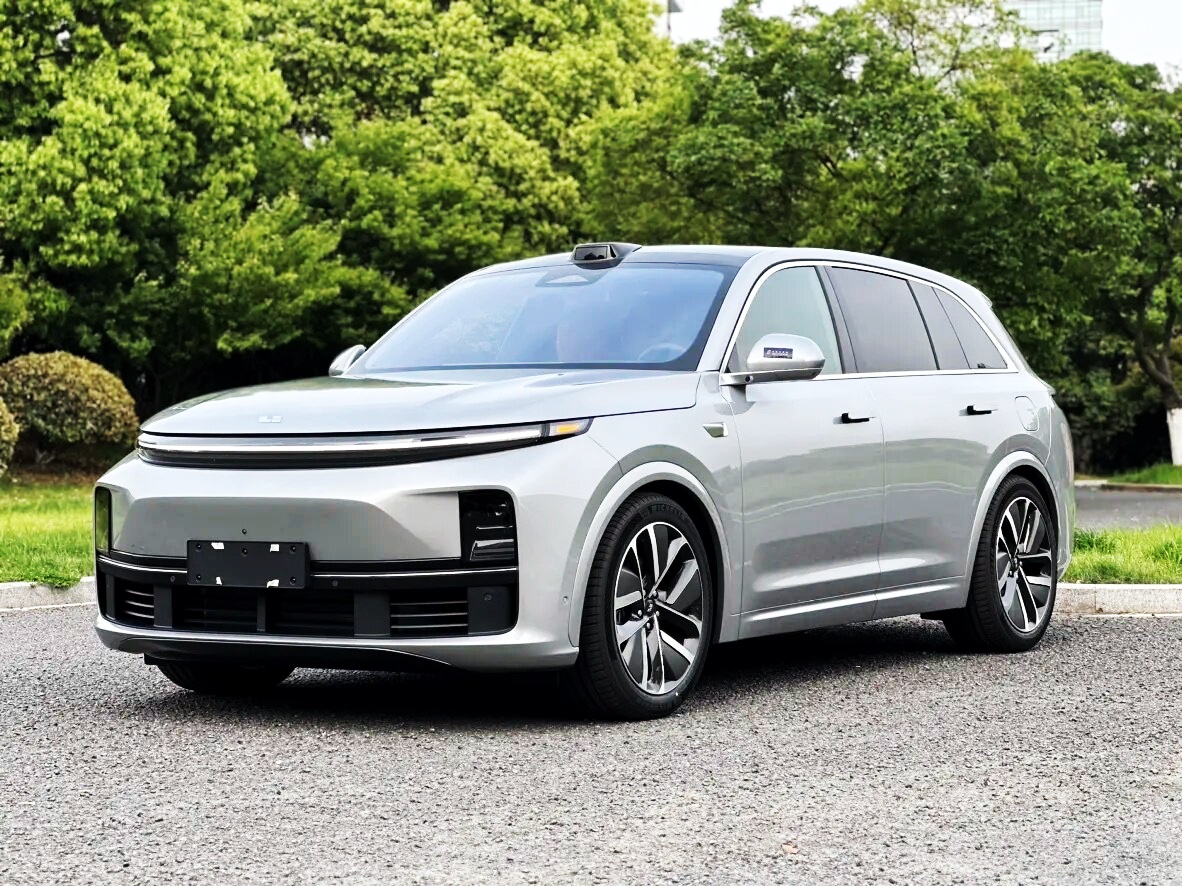 Li Auto (Лисян по-русски) раскупают в России как горячие пирожки. 10 фишек авто, которых нет даже у немцев — iphones.ru