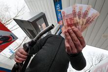 Рост цен, огромные очереди и нарушения владельцев заправок: новая волна топливного кризиса накрыла регионы России — Живая Кубань