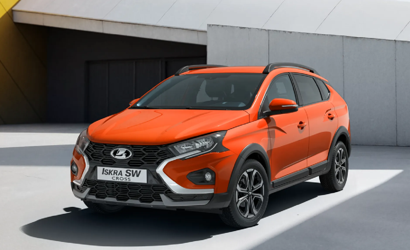 Искра зажгла: новая Lada обогнала Niva Travel и поднялась в рейтинге продаж — 110km.ru