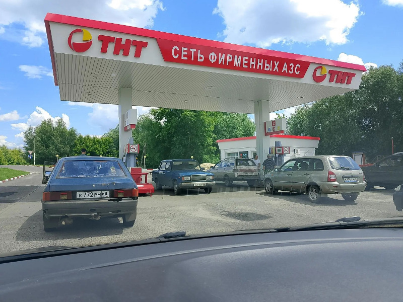 Губернатор заявил, что проблема с топливом в регионе быстро не решится — gazetamuchkap.ru