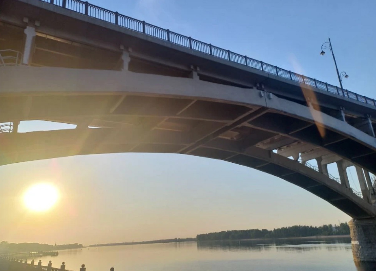 Ситуация на Крымском мосту утром в пятницу: очереди растут, бензин в дефиците — Южный федеральный