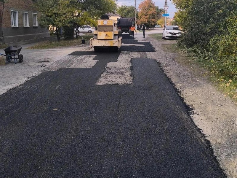 В Морозовске устраняют ямы на дорогах — Блокнот Морозовск