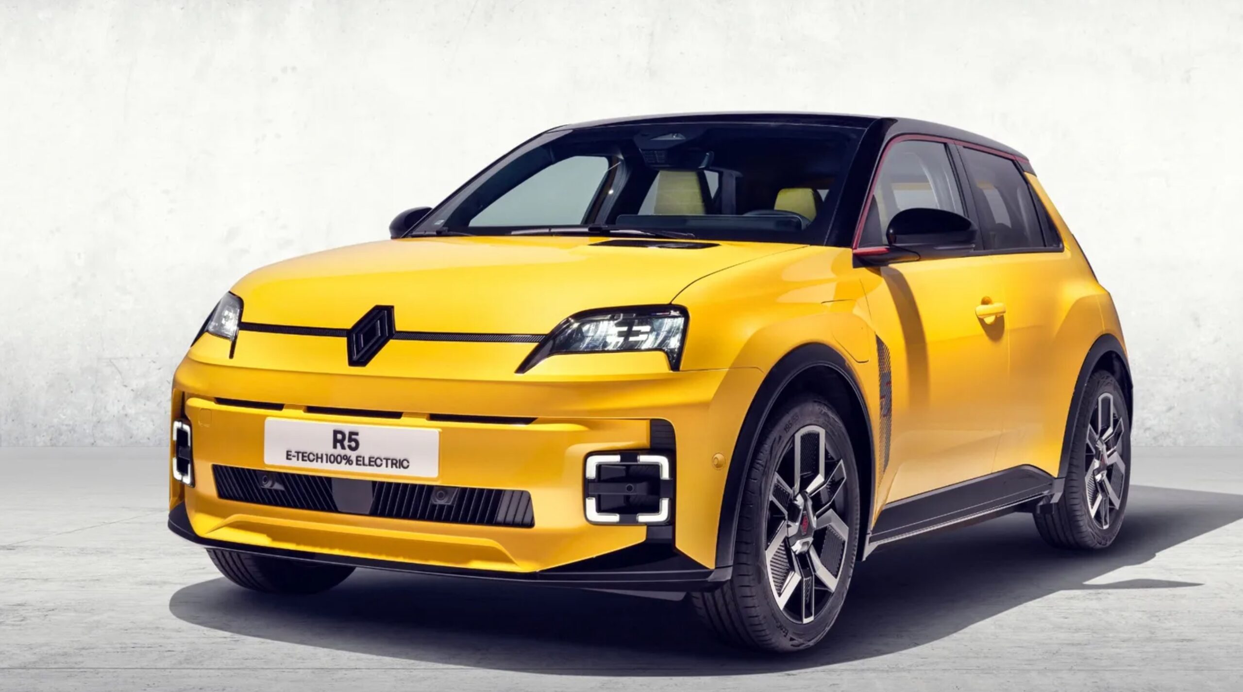 Электрический Renault 5 E-Tech спас французского гиганта от банкротства — Компьютерра