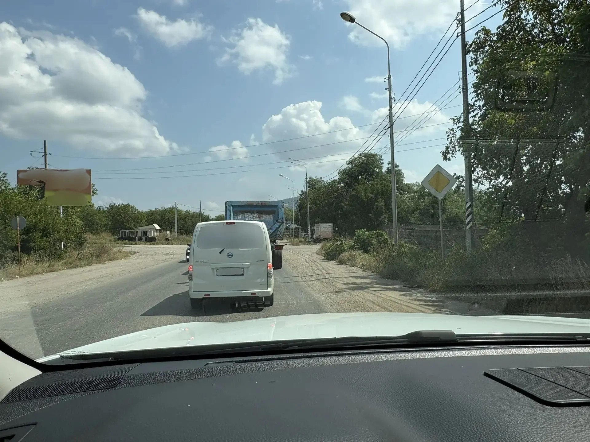Расширить дорогу для очередей на заправку за бензином могут в Пятигорске — Stavropol.Media