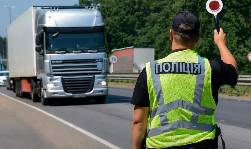 В Киеве из-за жары ограничили движение грузовиков — Судово-юридична газета