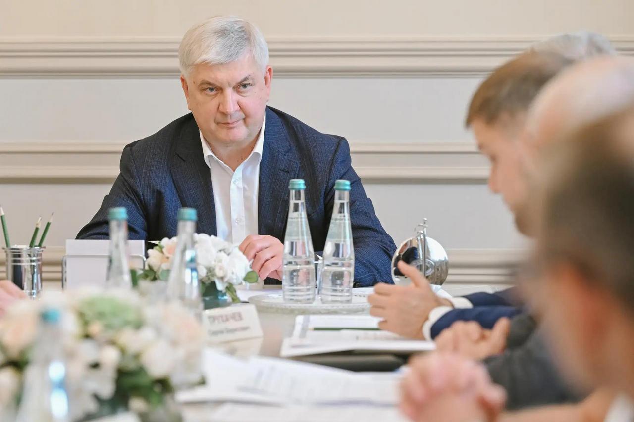 Напряжённую ситуацию с бензином прокомментировал воронежский губернатор — Горком36