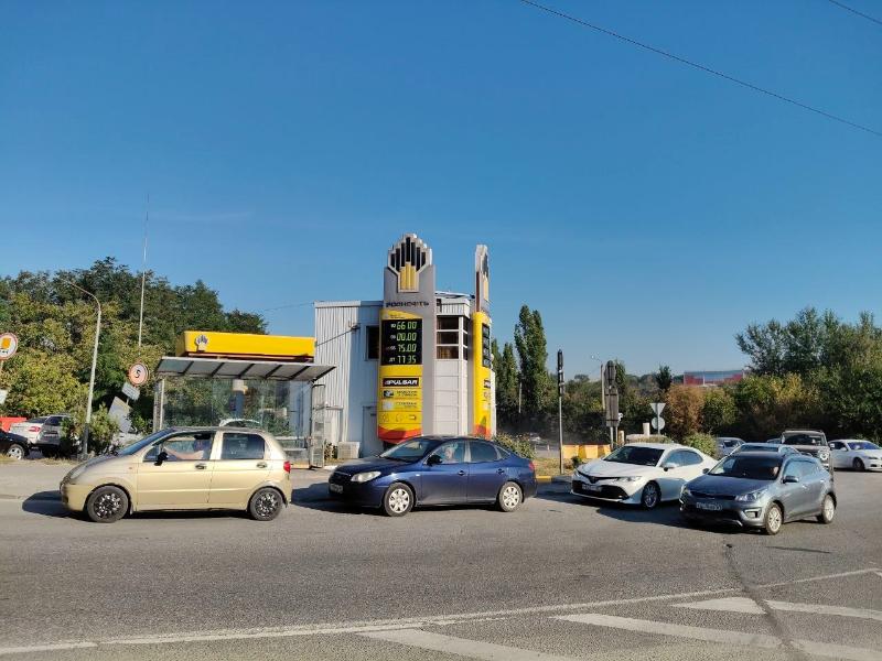 В Ростовской области власти договорились с владельцами АЗС о сдерживании цен на топливо — Блокнот Ростов-на-Дону