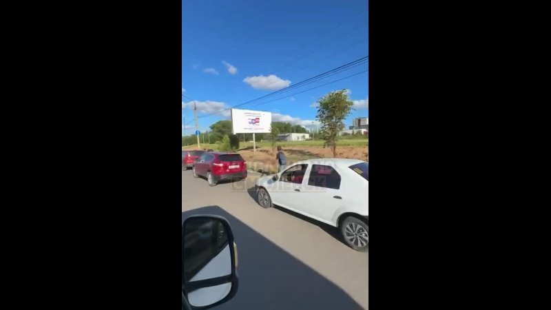 В Смоленске снова огромные очереди на заправках — ВКонтакте