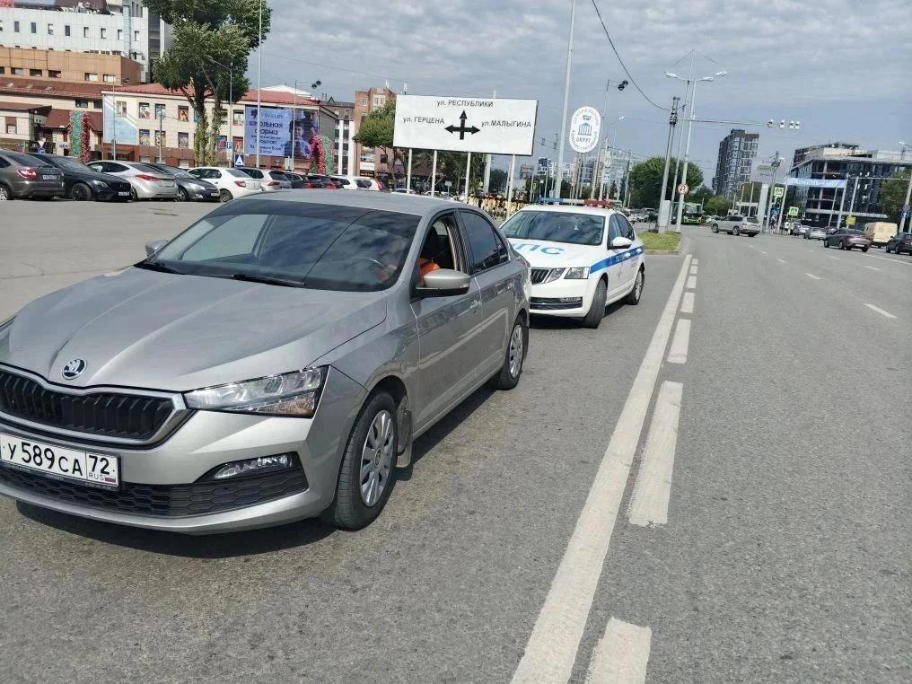 Больше сотни штрафов на троих: в Тюмени задержали злостных неплательщиков-автомобилистов — vsluh.ru
